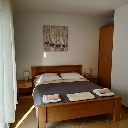Apartments Nina Проманья Экстерьер фото