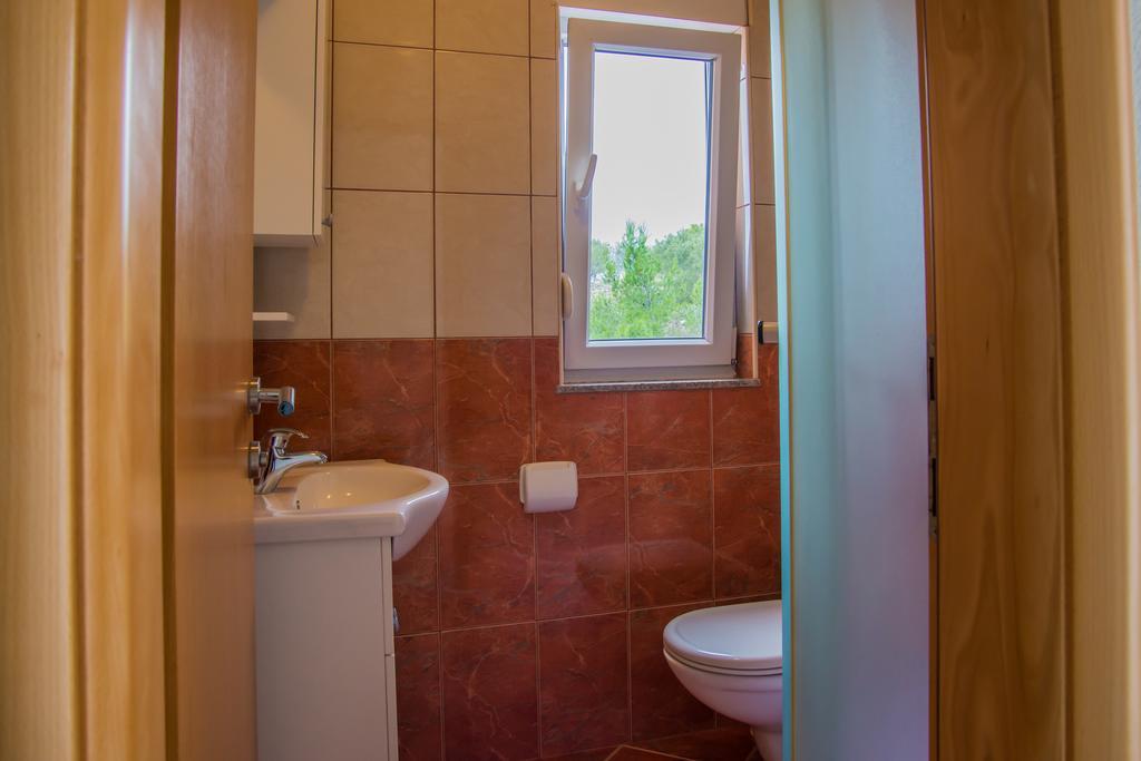 Apartments Nina Проманья Экстерьер фото